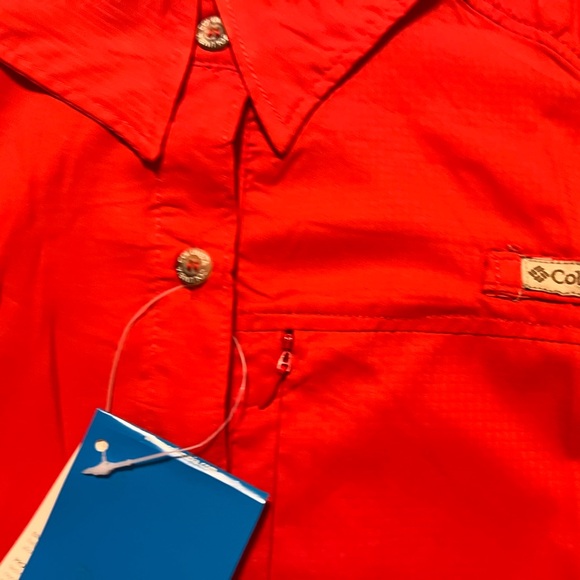 Kids Columbia PFG button down red color various sizes available - Picture 2 of 5